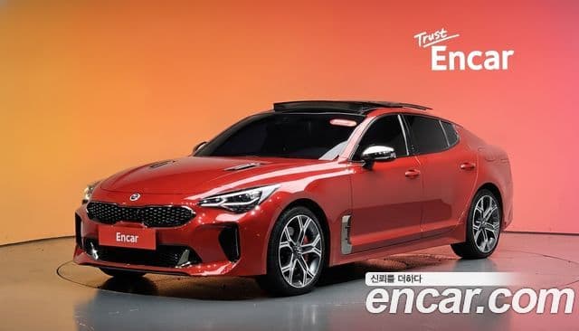 Kia Stinger 2019 — Фото 1/20