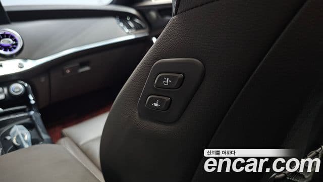 Kia Stinger 2019 — Şəkil 8/36