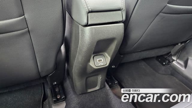 Jeep Renegade 2023 — Şəkil 9/34