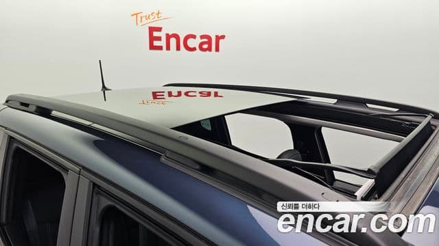 Jeep Renegade 2023 — Şəkil 33/34
