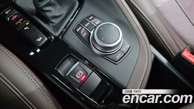 BMW X1 2022 — Şəkil 10/34