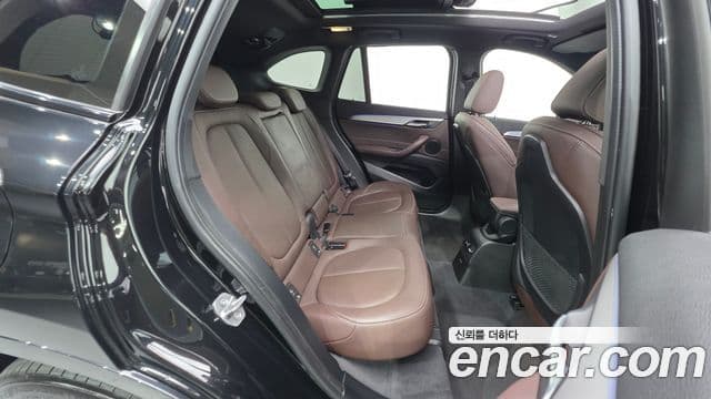 BMW X1 2022 — Şəkil 34/34