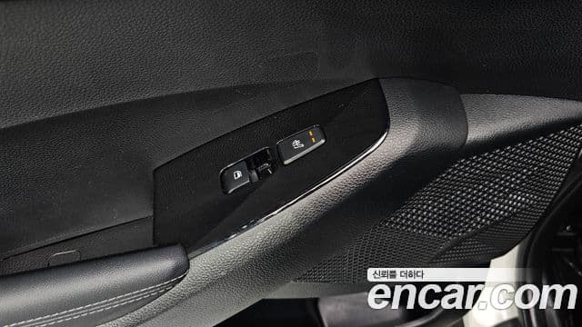 Kia Seltos 2024 — ფოტო 19/20