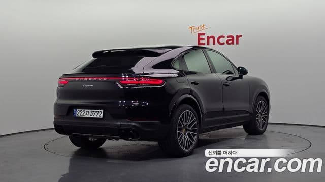 Porsche Cayenne 2020 — Photo 3/20
