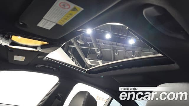 BMW 5 Series 2019 — Şəkil 18/20