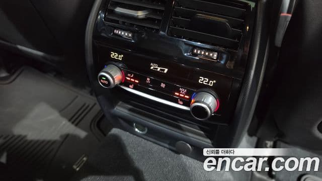 BMW 5 Series 2019 — Şəkil 19/20