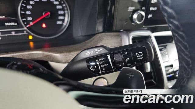 Kia Sorento 2021 — ფოტო 19/20