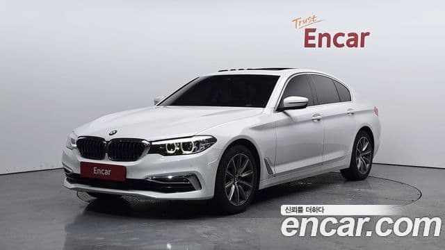 BMW 5 Series 2019 — Фото 1/20