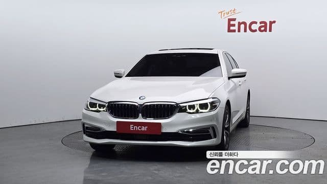 BMW 5 Series 2019 — Фото 3/20