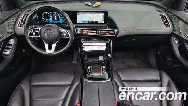 Mercedes-Benz EQC 2020 — ფოტო 5/20