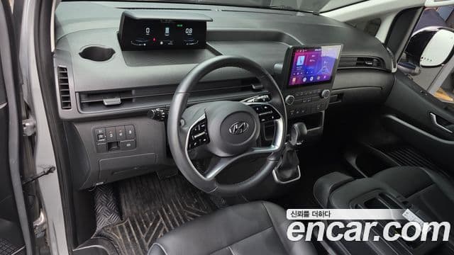 Hyundai Staria 2023 — Фото 7/20