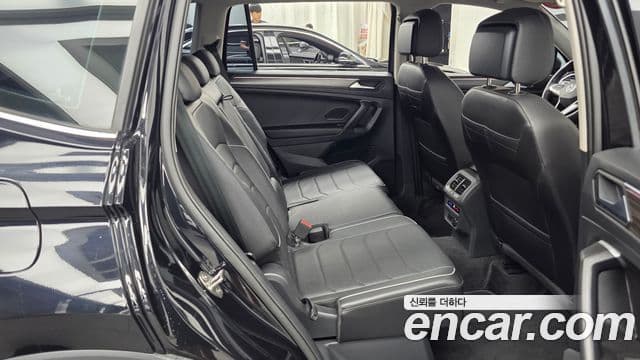 Volkswagen Tiguan Allspace 2024 — Şəkil 12/20