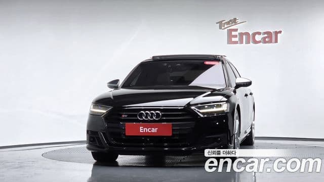 Audi A8 2020 — ფოტო 3/20