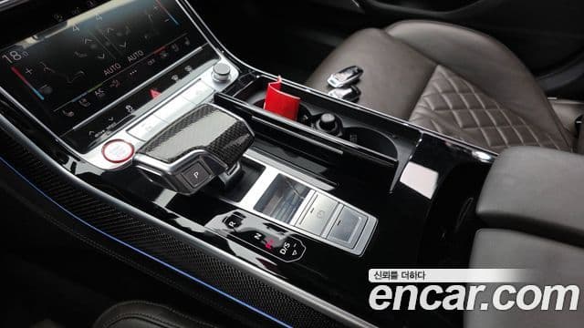 Audi A8 2020 — ფოტო 9/20