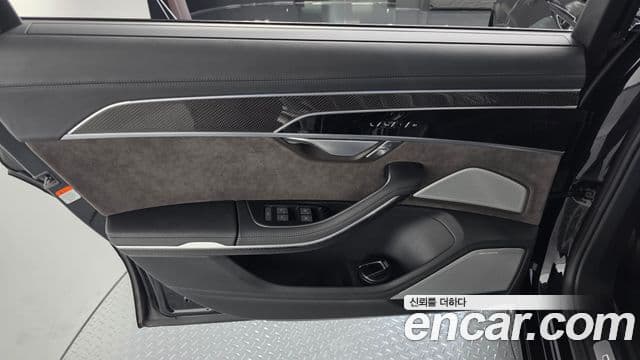 Audi S8 2020 — Photo 36/41