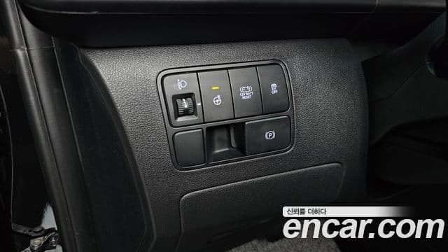 Hyundai Staria 2025 — Фото 18/20