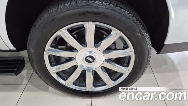 Cadillac Escalade 2023 — Photo 3/20