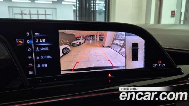 Cadillac Escalade 2023 — Photo 10/20