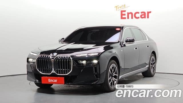 BMW 7 Series 2024 — Photo 1/20