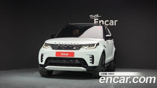 Land Rover Discovery 5 2023 — Фото 3/20