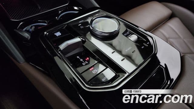BMW 5 Series 2024 — ფოტო 9/20