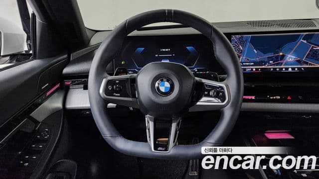 BMW 5 Series 2024 — ფოტო 13/20