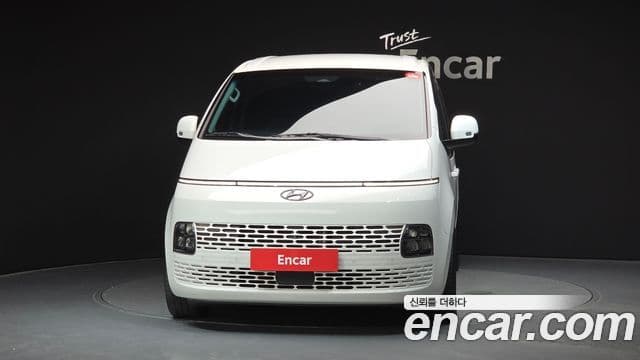 Hyundai Staria 2021 — Фото 3/20