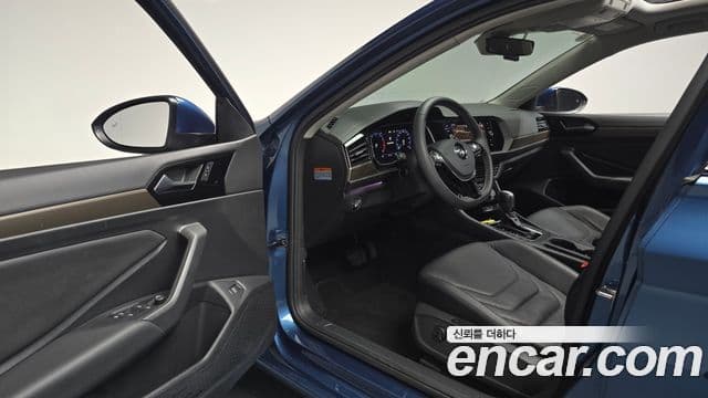 Volkswagen Jetta 2021 — фото 10 из 20