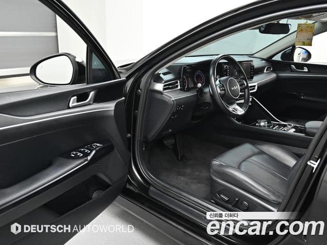 Kia K5 2022 — ფოტო 11/20