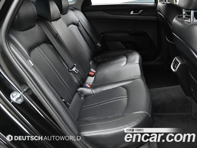 Kia K5 2022 — ფოტო 12/20