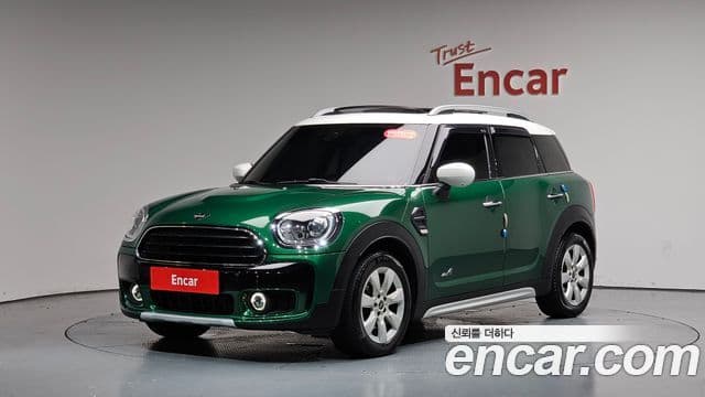Mini Cooper D Countryman 2020 — ფოტო 15/20