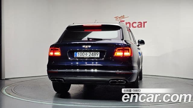 Bentley Bentayga 2019 — Şəkil 4/20