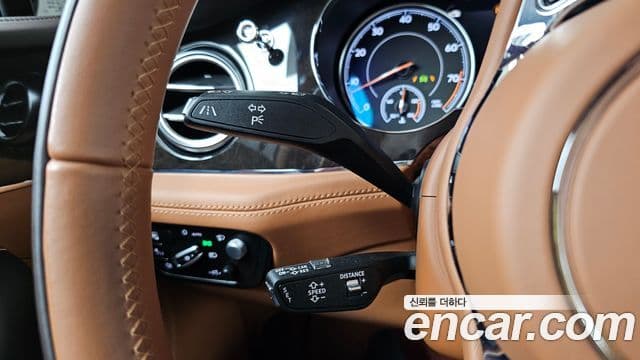 Bentley Bentayga 2019 — Photo 31/38