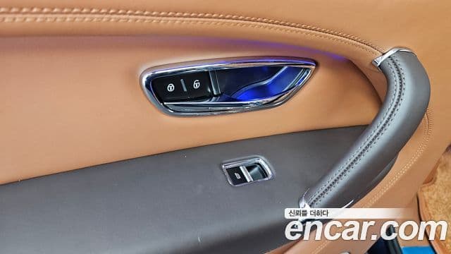 Bentley Bentayga 2019 — Photo 25/38