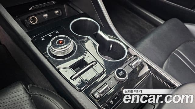 Kia K5 2021 — ფოტო 9/20