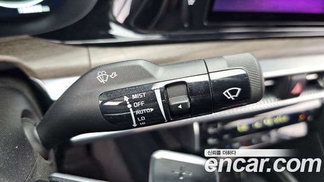 Kia K5 2021 — ფოტო 18/20