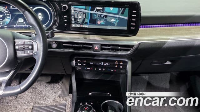 Kia K5 2023 — ფოტო 14/20