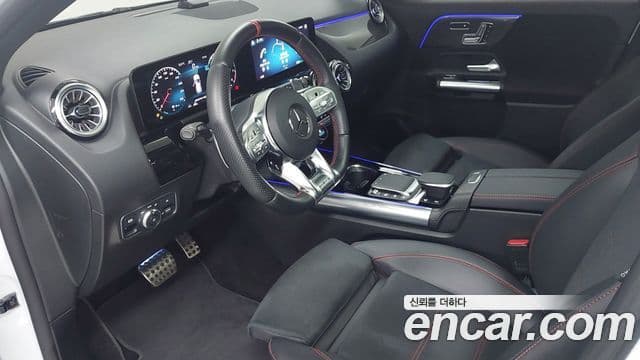 Mercedes-Benz GLA-Class 2022 — фото 7 из 17