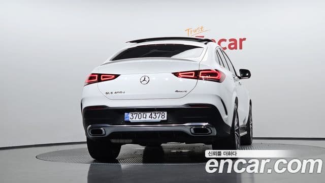 Mercedes-Benz GLE-Class 2023 — Фото 4/20
