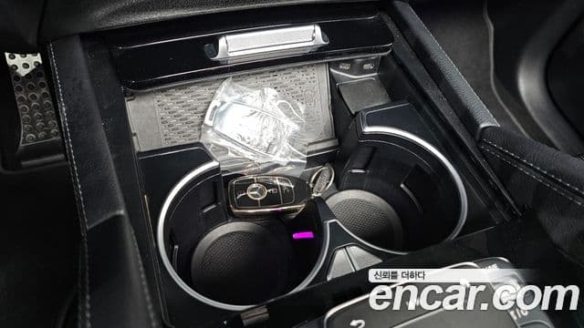 Mercedes-Benz GLE-Class 2023 — Photo 18/34