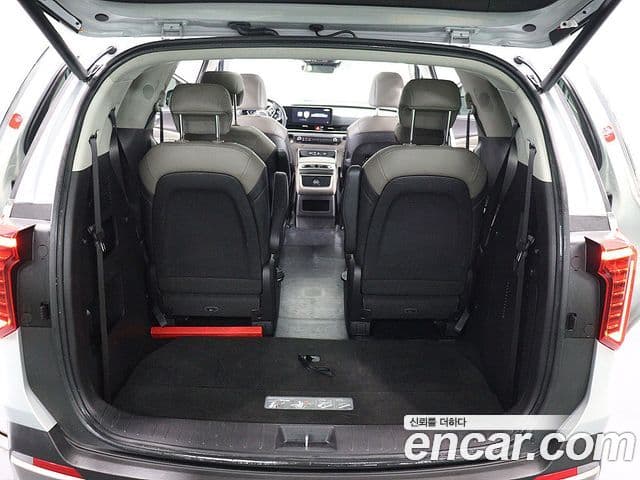 Kia Carnival 2024 — Şəkil 4/20
