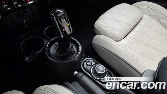 Mini Cooper S 2022 — фото 9 из 20