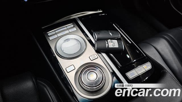 Genesis Electrified G80 2022 — Şəkil 8/20