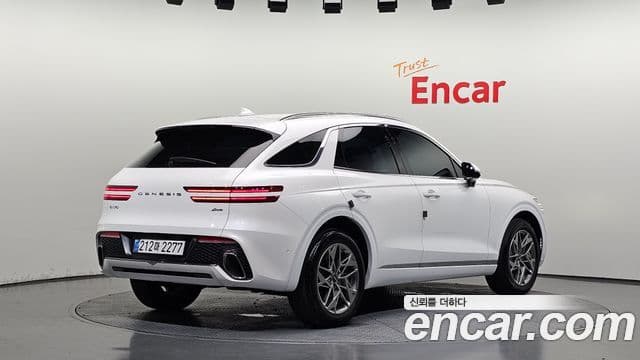 Genesis GV70 2022 — Şəkil 2/20