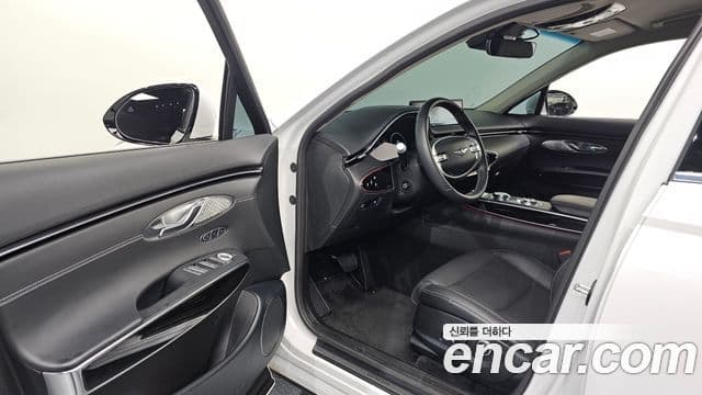 Genesis GV70 2022 — Şəkil 10/20