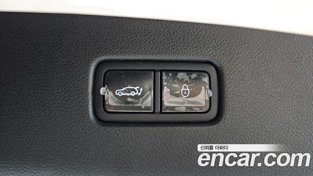 Genesis GV70 2022 — Şəkil 17/20