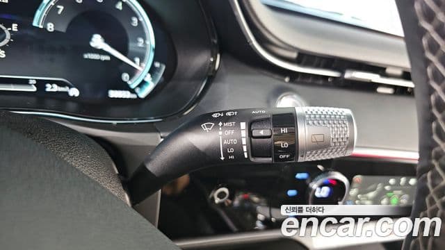 Genesis GV70 2022 — ფოტო 20/20