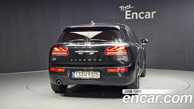 Mini Cooper Clubman 2022 — ფოტო 4/20