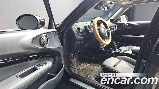 Mini Cooper Clubman 2022 — ფოტო 10/20