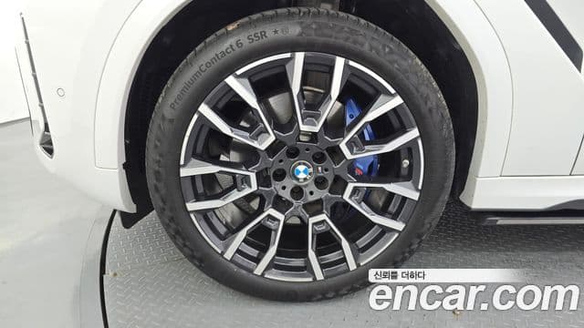 BMW X6 2023 — Photo 14/20